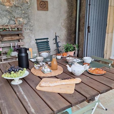 Domaine De Capoulade Bed & Breakfast Narbonne Dış mekan fotoğraf